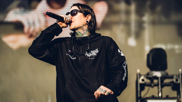 Motionless In White e Corey Taylor insieme in “Playing God”: il legame con gli Slipknot continua