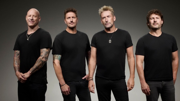 Nickelback, Mike Kroeger a Radiofreccia: 