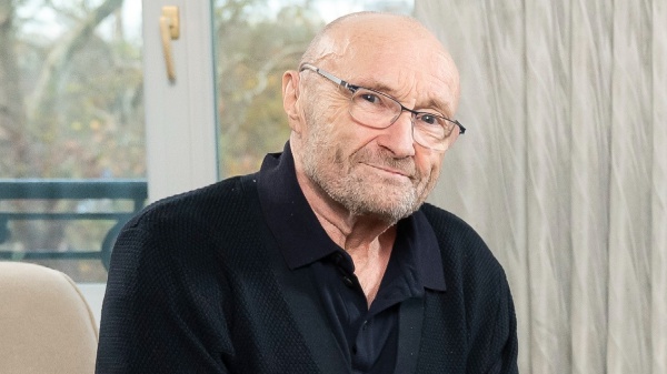 Phil Collins aspetta gli Oasis: alla Rock Hall la 'resa dei conti' con Noel Gallagher