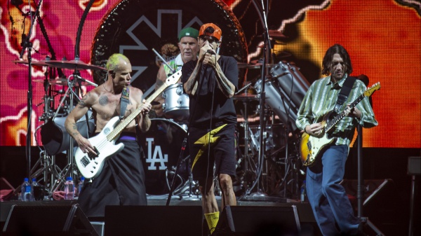 Red Hot Chili Peppers, venduto il catalogo per oltre 300 milioni di dollari
