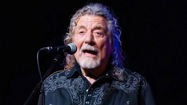 Robert Plant: la morte del figlio, i Led Zeppelin e la libertà di andare avanti