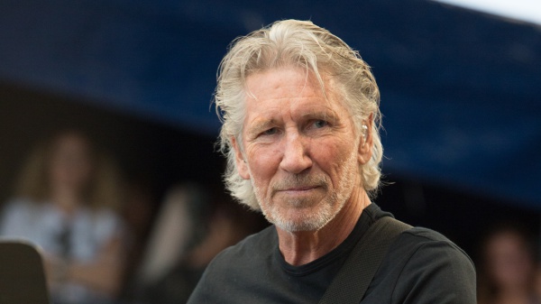 Roger Waters sostiene Freedom Theatre: il documentario palestinese e le sue battaglie politiche