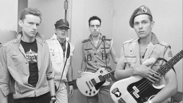 SANDINISTA!: la storia dell’album monumentale dei Clash